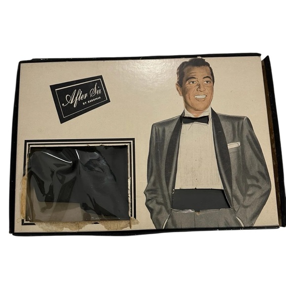 NIB Vintage Burgundy Cummerbund & Bow Tie Set – Cats Like Us After Six by Rudofker VTG Tie & Cummerbund Set in Box